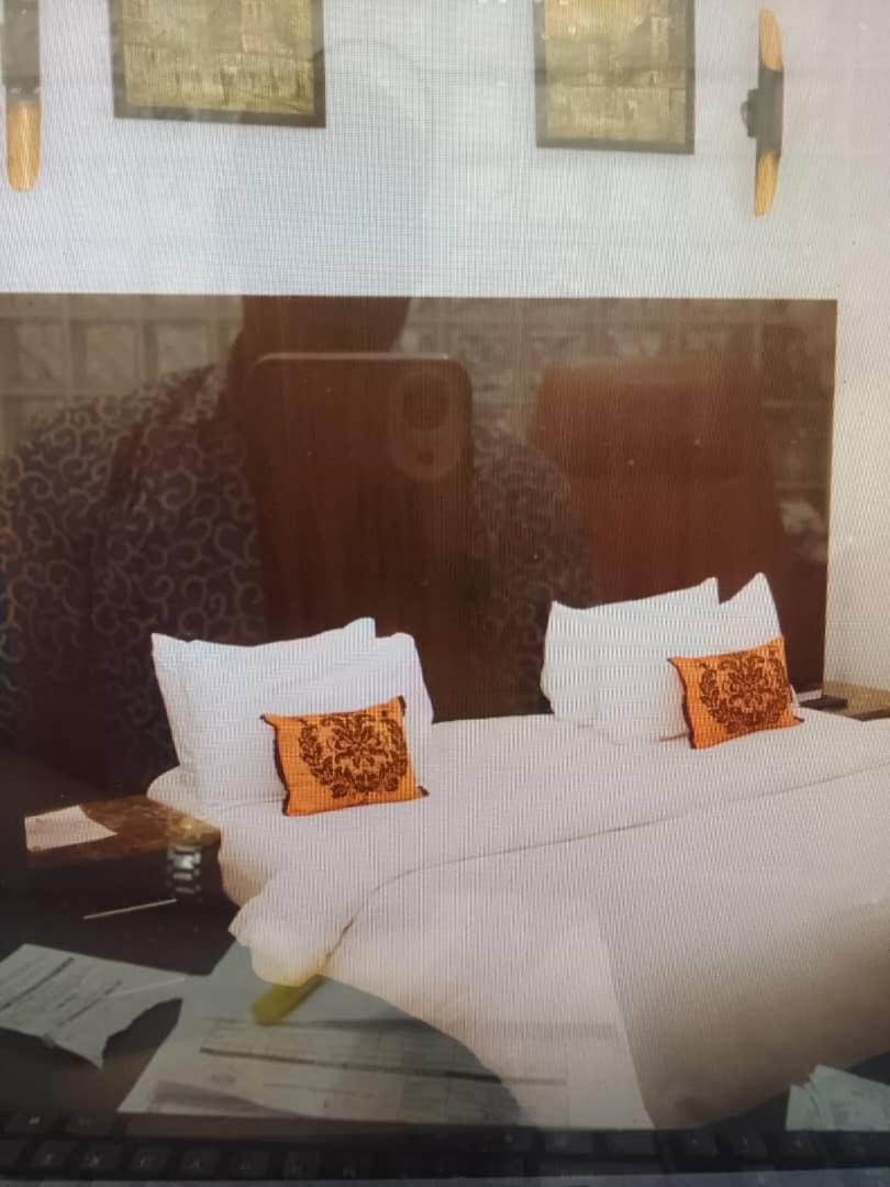 Diamond Lane Hotel アブジャ エクステリア 写真